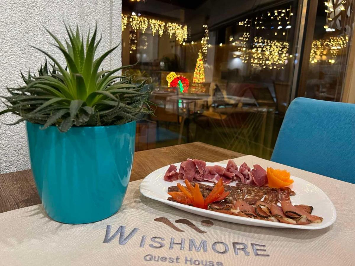 Guest House Wishmore サパレヴァ・バニャ エクステリア 写真